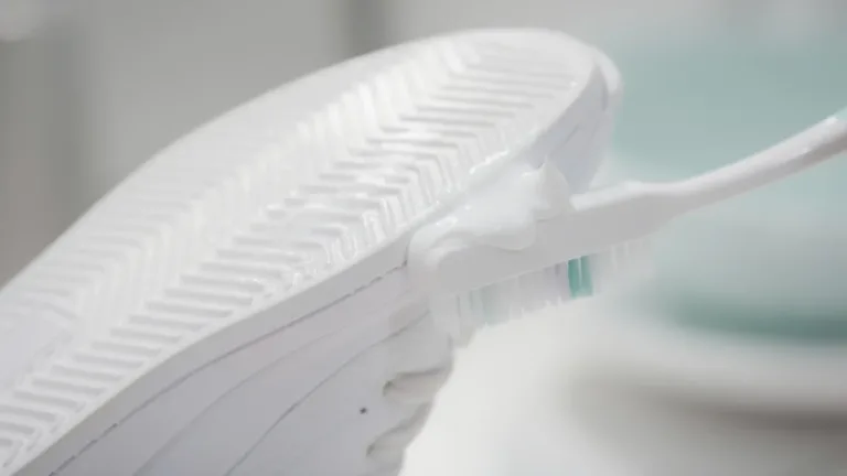How to clean white rubber sneaker soles in minutes with toothpaste